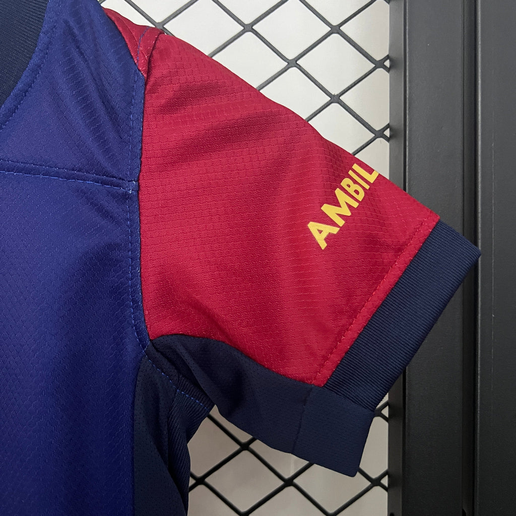 T-shirt e Pantaloncini Bambino FC Barcelona Home 24/25
