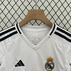 T-shirt e Pantaloncini Bambino Real Madrid Home 24/25