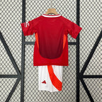 T-shirt e Pantaloncini Bambino Manchester United Home 24/25