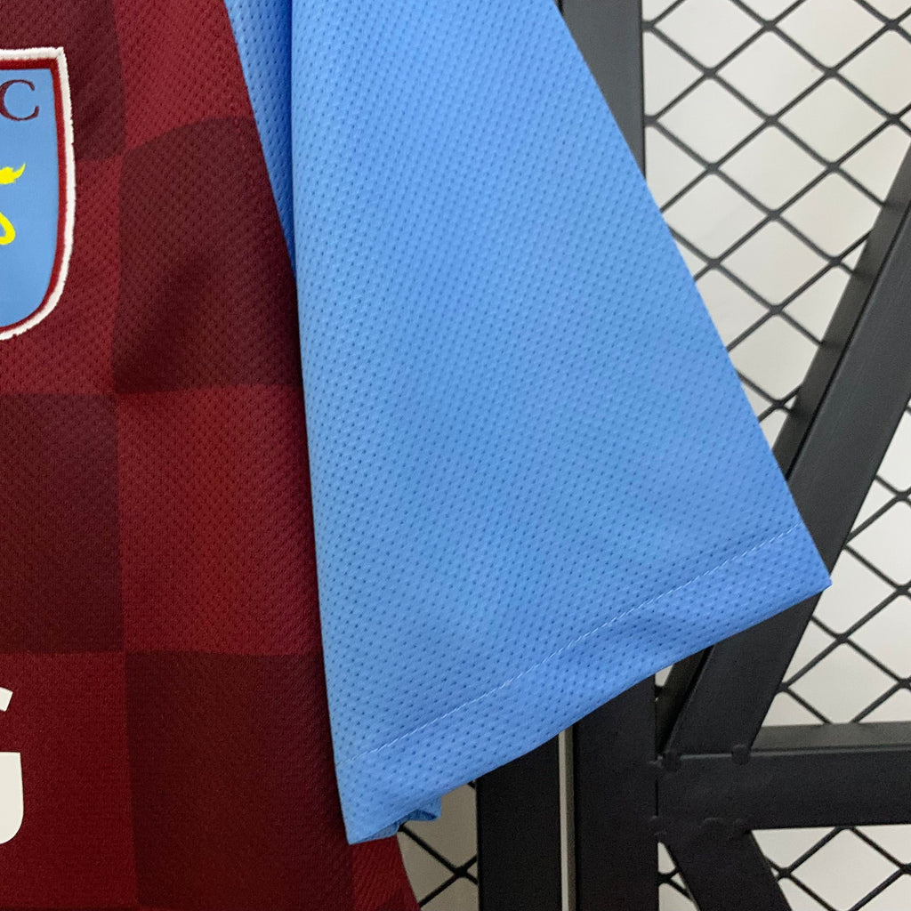 Maglia Aston Villa Retro 2011/2012