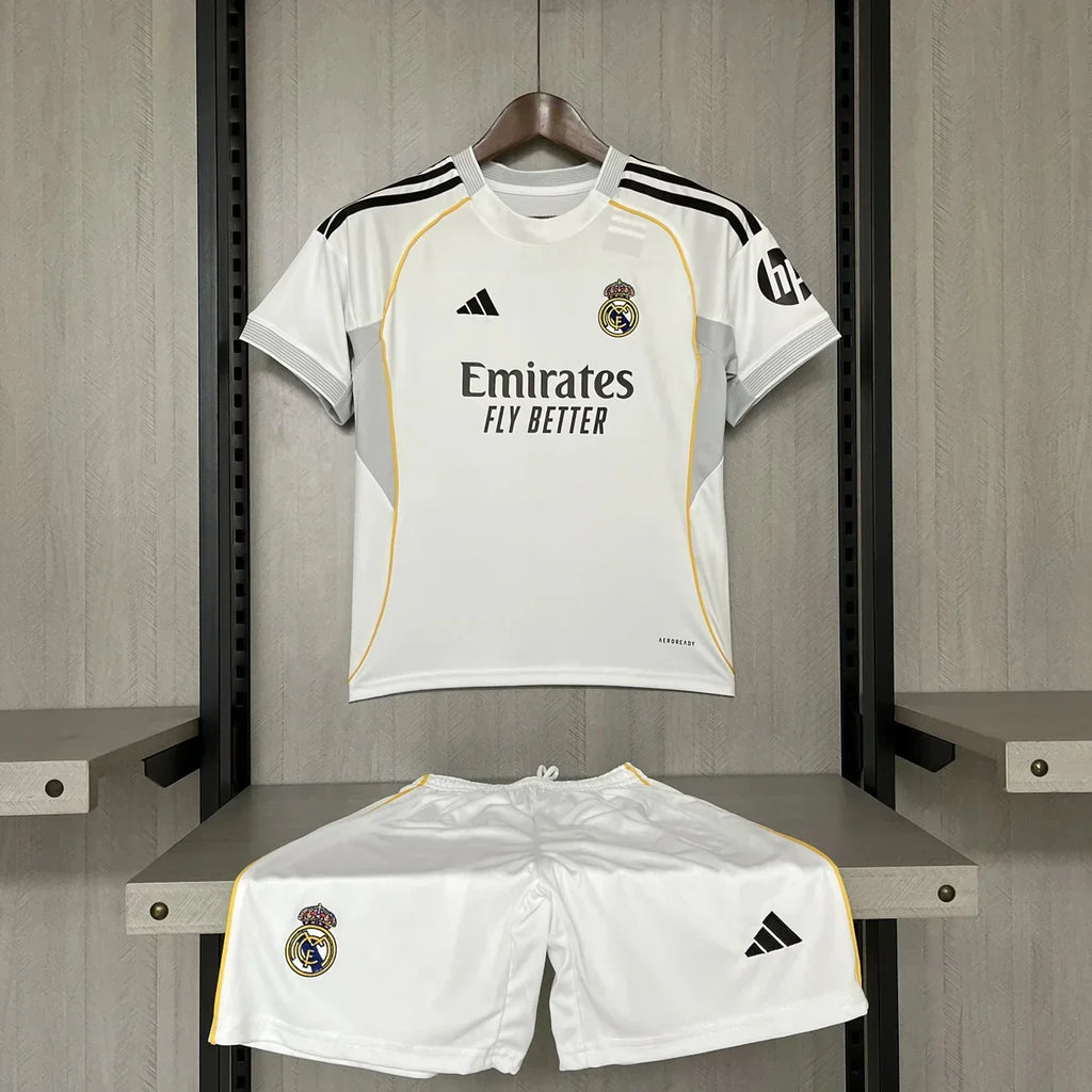 T-shirt e Pantaloncini Bambino Real Madrid Home 25/26