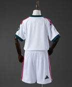 T-shirt e Pantaloncini Bambino Real Madrid Home 26/27
