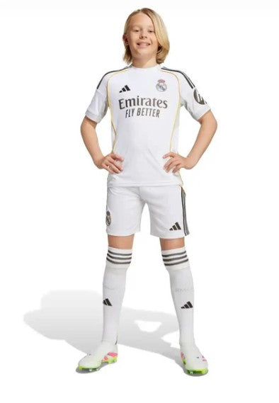 T-shirt e Pantaloncini Bambino Real Madrid Home 25/26 - Con Calzettoni