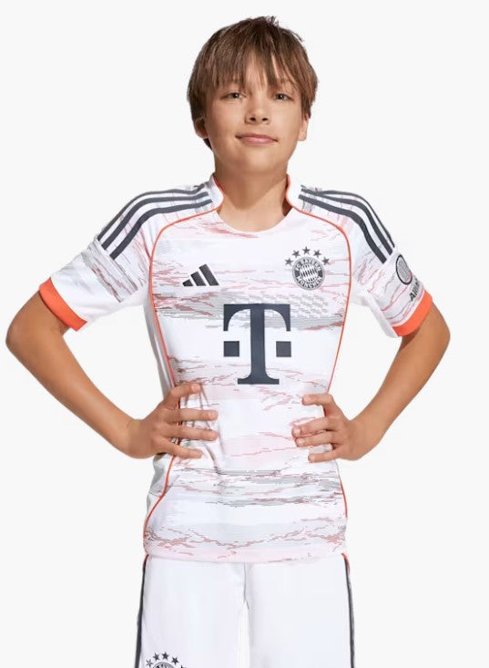 T-shirt e Pantaloncini Bambino Bayern Monaco Away 25/26