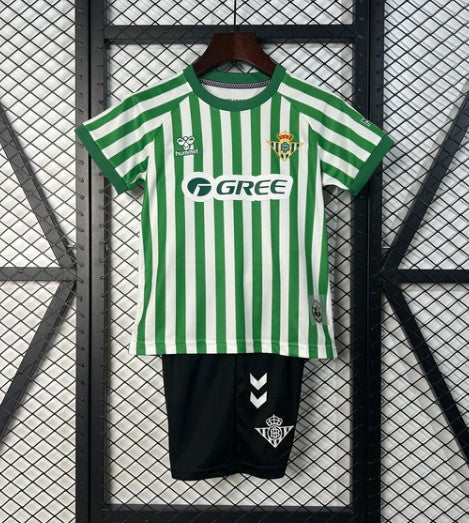 T-shirt e Pantaloncini Bambino Real Betis Final UEFA Conference League 25/26