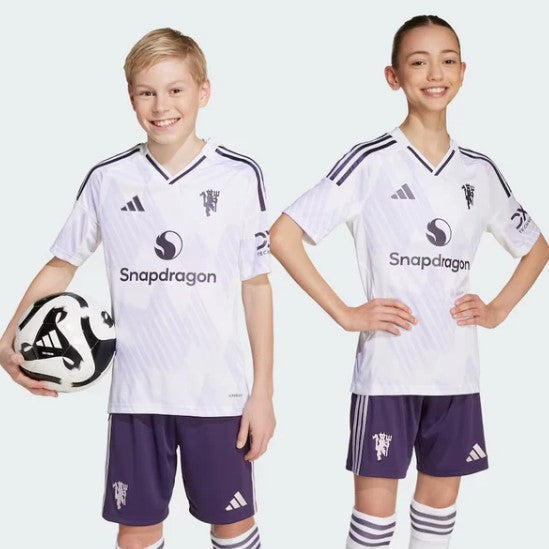 T-shirt e Pantaloncini Bambino Manchester United Away 25/26