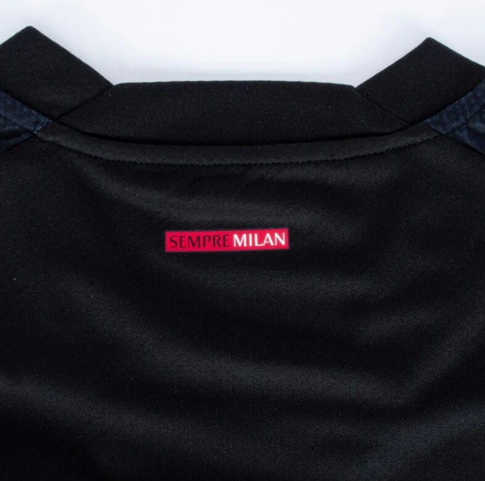 Maglia AC Milan home 22/23 - Con Patch Serie A e Scudetto