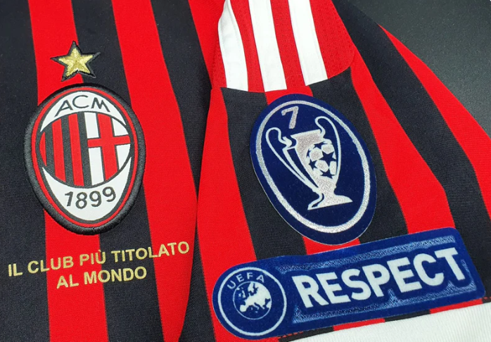 Maglia Retro AC Milan 11/12 - Con Patchs e Scudetto