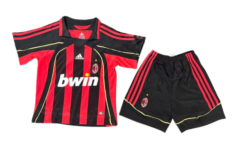 T-shirt e Pantaloncini Bambino A.C Milan Retro 2006/07