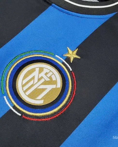 Maglia Inter Retro 09/10 - Con Scudetto e Patchs