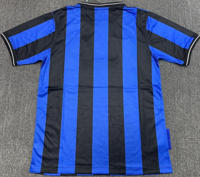 Maglia Inter Retro 09/10 - Con Scudetto e Patchs