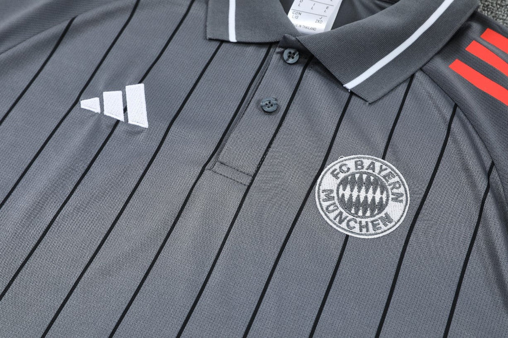 Polo e Pantaloni Bayern Monaco US PACK 25/26