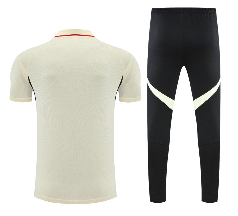 Polo e Pantaloni Liverpool 25/26