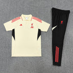 Polo e Pantaloni Liverpool 25/26