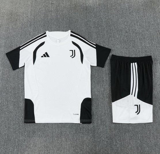 Maglia e Pantaloncini da Allenamento Bambino Juventus 26/27