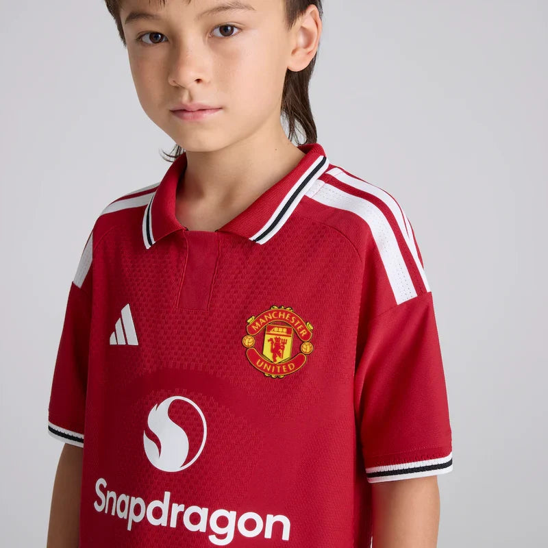 T-shirt e Pantaloncini Bambino Manchester United Home 26/27