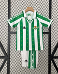 T-shirt e Pantaloncini Bambino Real Betis Home - Retro 1995/97
