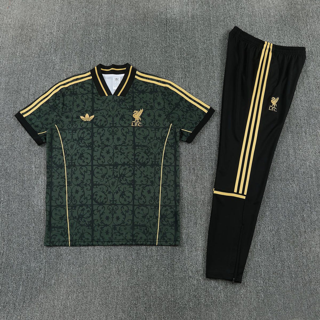Maglia e Pantaloni Liverpool 26/27