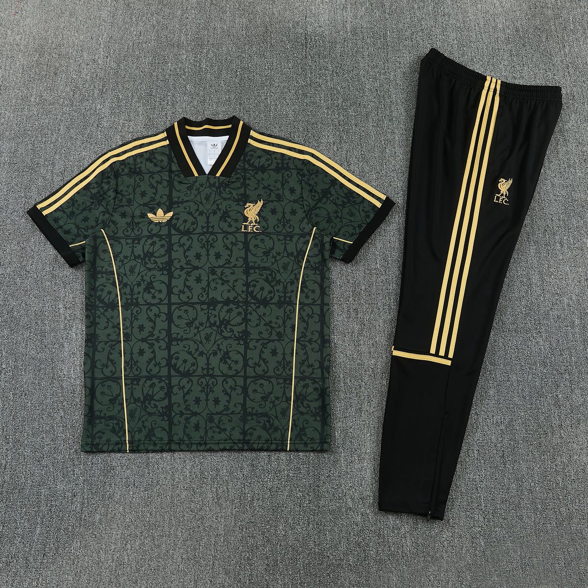 Maglia e Pantaloni Liverpool 26/27