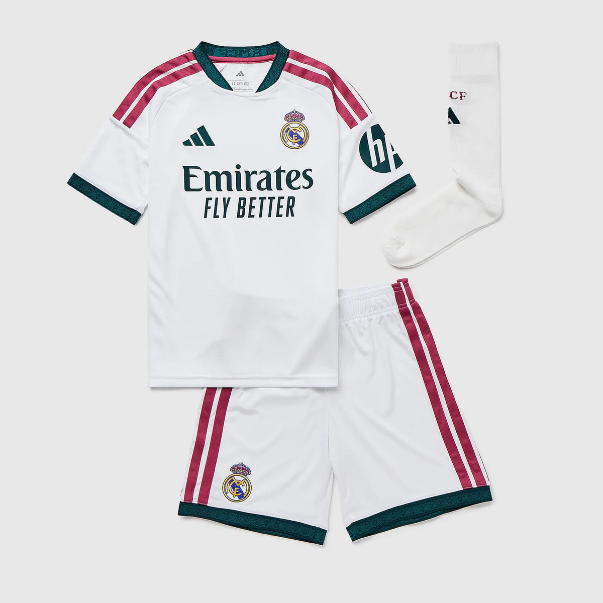 T-shirt e Pantaloncini Bambino Real Madrid Home 26/27 - Con Calzettoni