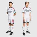 T-shirt e Pantaloncini Bambino Real Madrid Home 26/27 - Con Calzettoni