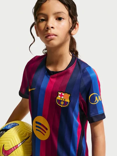 T-shirt e Pantaloncini Bambino FC Barcelona Home 26/27