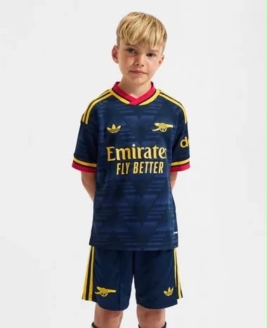T-shirt e Pantaloncini Bambino Arsenal Away 26/27