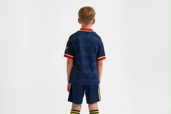 T-shirt e Pantaloncini Bambino Arsenal Away 26/27