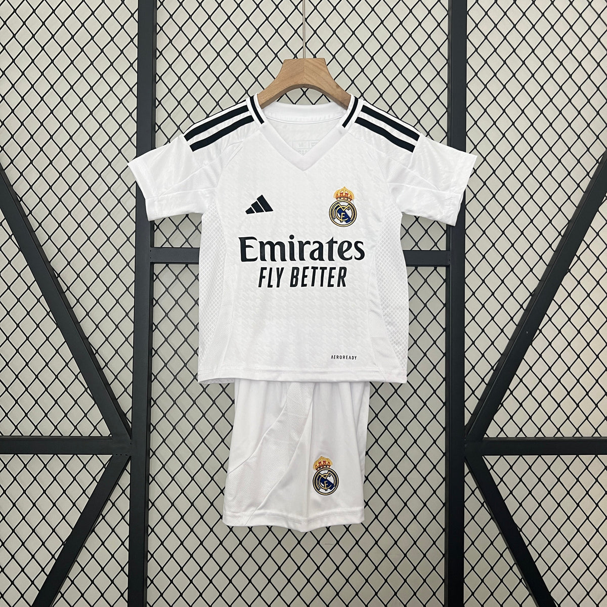 T-shirt e Pantaloncini Bambino Real Madrid Home 24/25